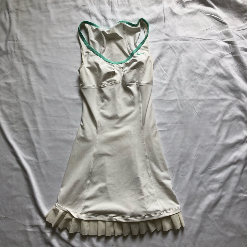 Nike XS white tennis dress